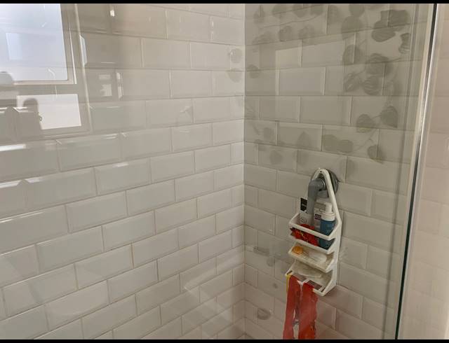 3 BEDROOM TOWNHOUSE RENTED IN CLARENDON